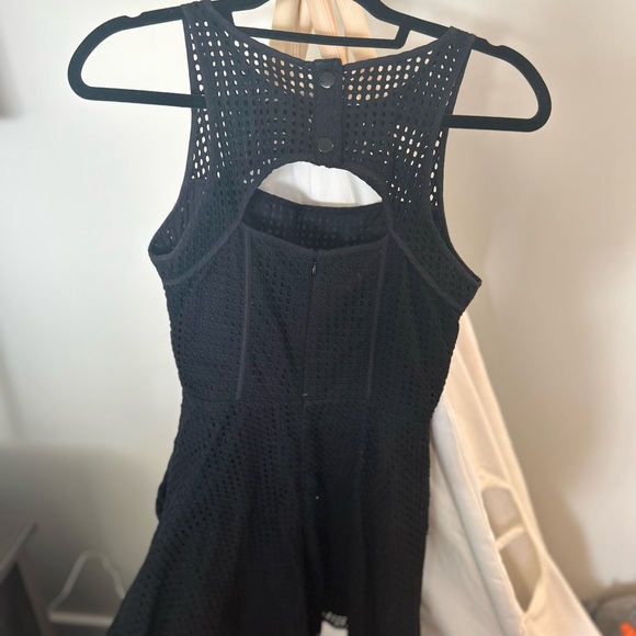 Guess skater dress - Picture 2 of 3